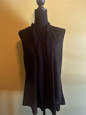 Anne Klein Black Sleeveless V-Neck Tie-Front Camisole